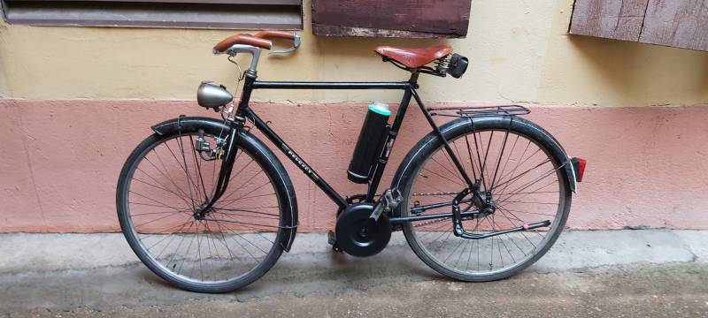 Electrification vélo ville vintage Peugeot électrique à Lyon 4